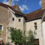 cour château Marnay