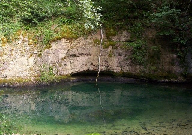 découvrir la Source Bleue du Cusancin